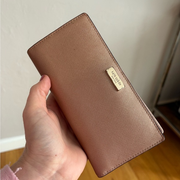Kate Spade Rose Gold Wallet - Picture 1 of 3
